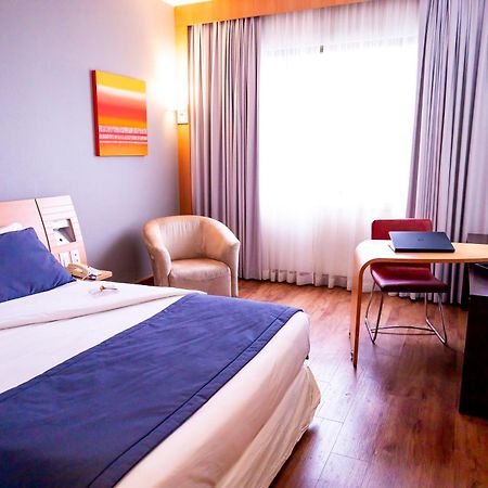 Novotel Porto Alegre Três Figueiras Extérieur photo