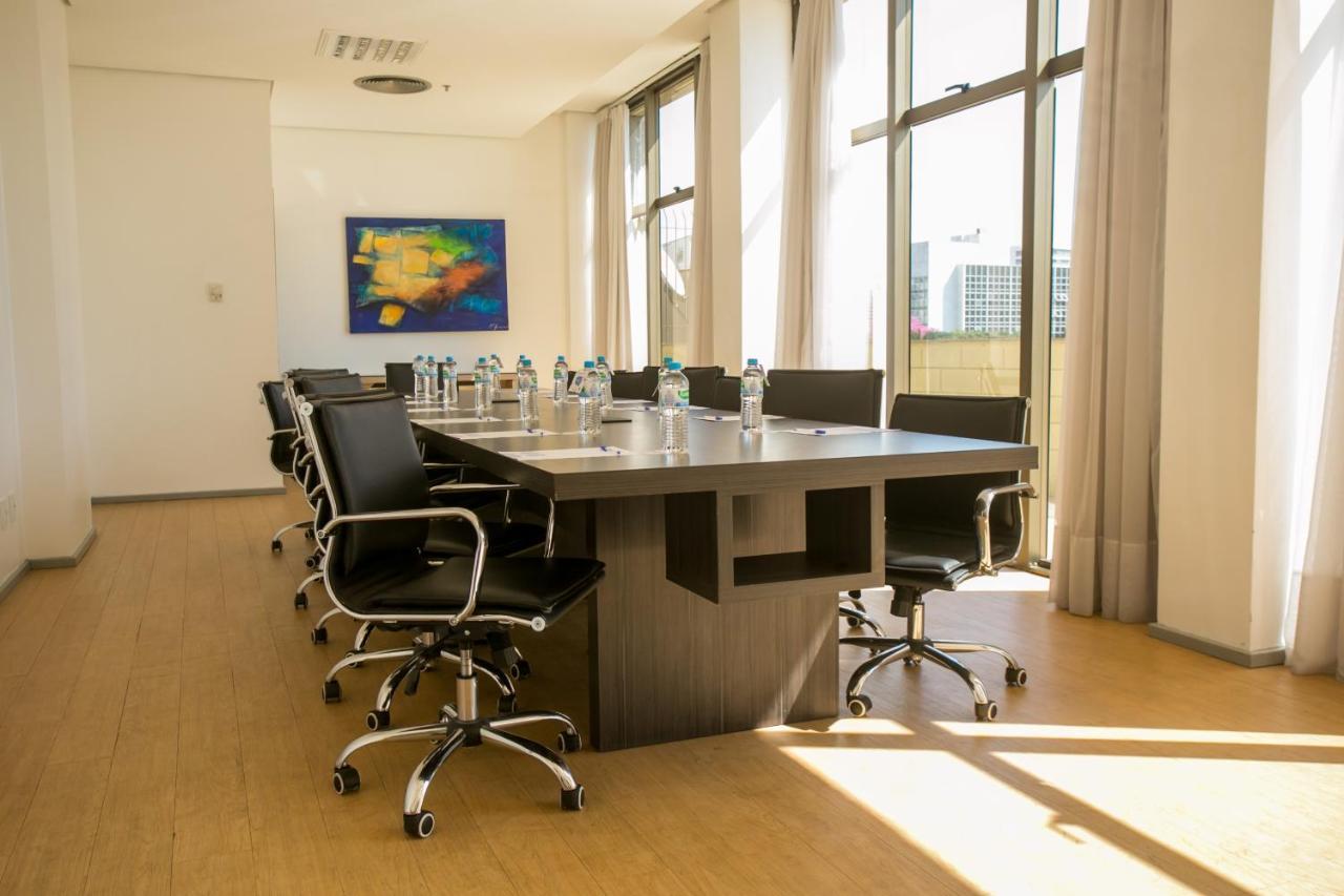 Novotel Porto Alegre Três Figueiras Extérieur photo