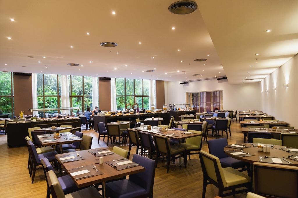 Novotel Porto Alegre Três Figueiras Extérieur photo